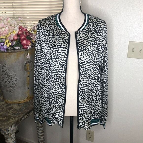 NEW Kori America Silky Black and White Animal Print Bomber Style Jacket NWT - Picture 2 of 15